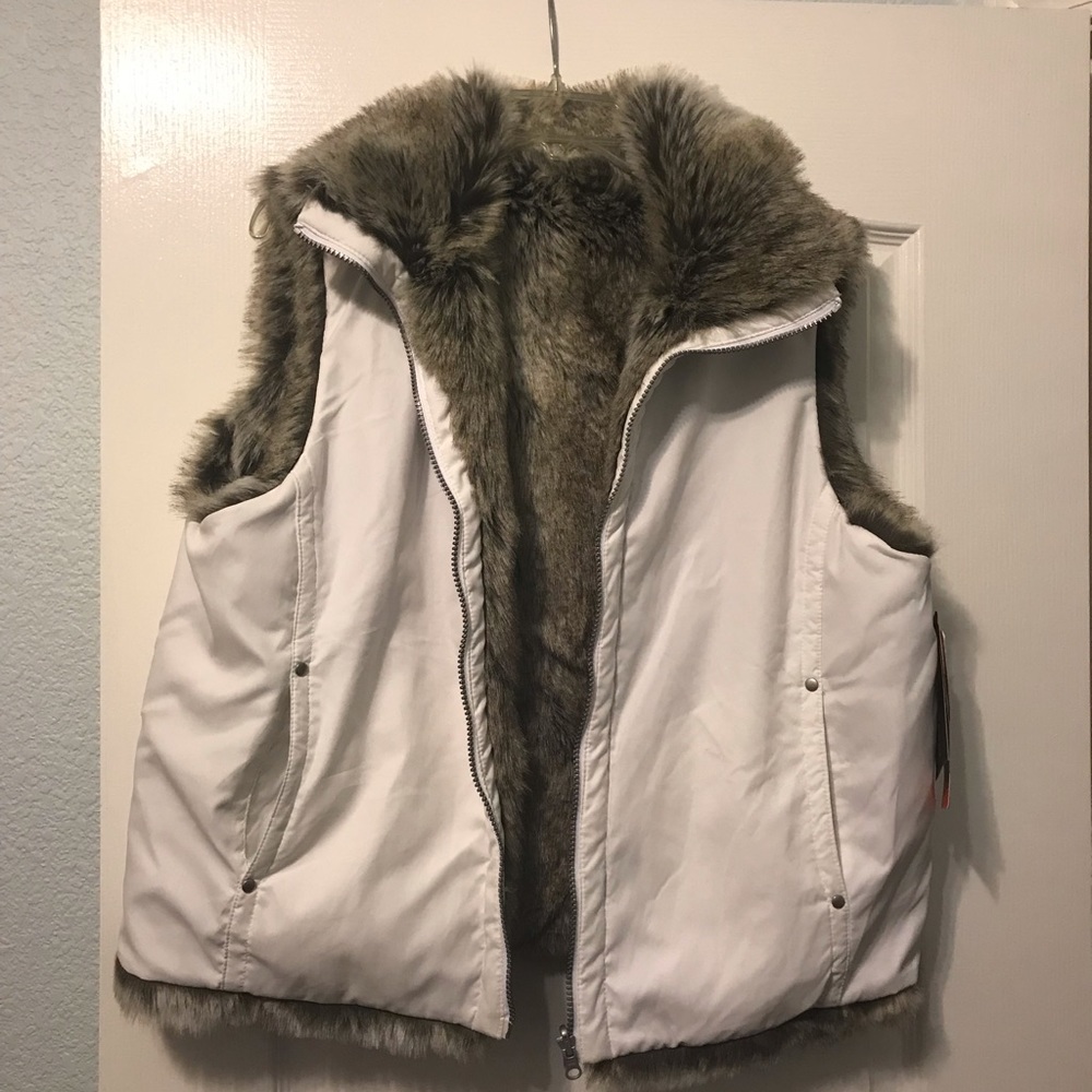 Reversible Women’s Vest